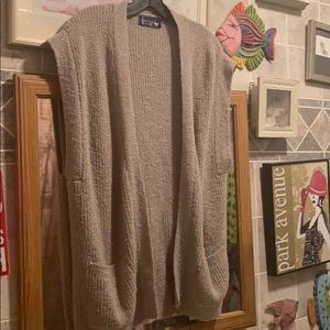 Le chois sweater vest